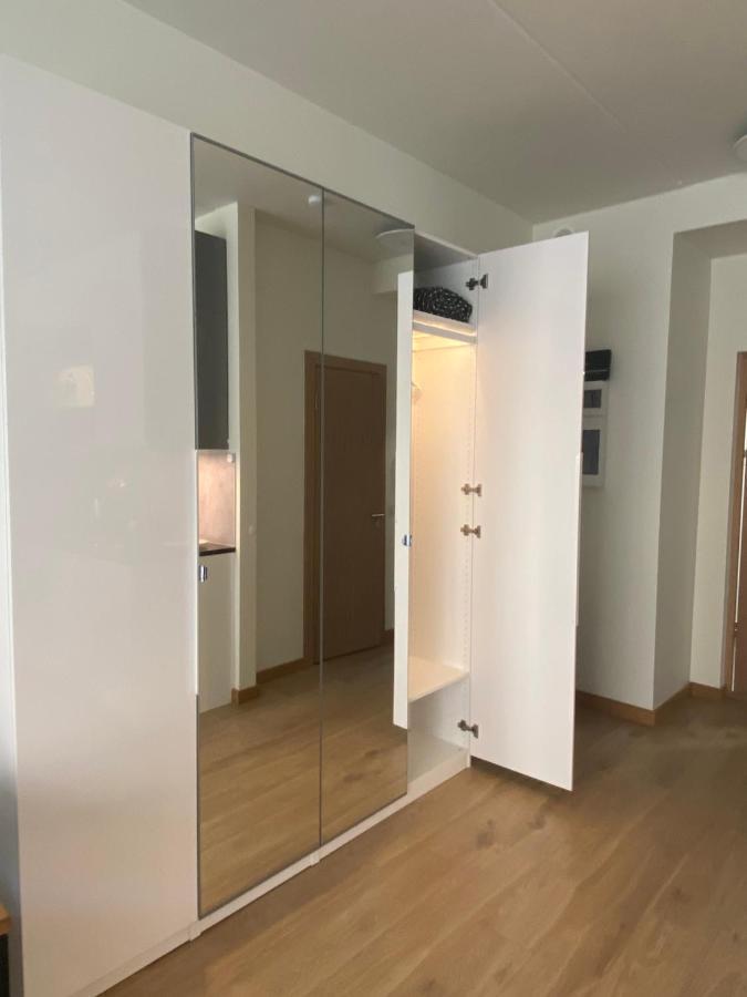 Pearl - New And Cosy Apartment Close To Center Riga Esterno foto